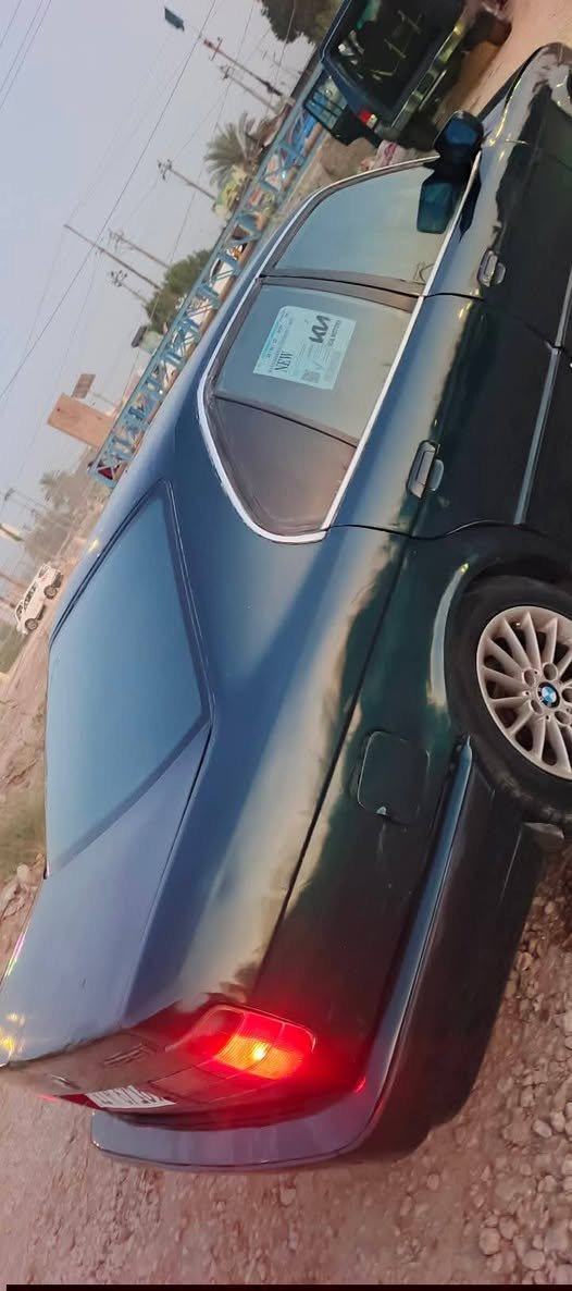 بي ام 525 • ١٩٩٠ • رقم بغداد