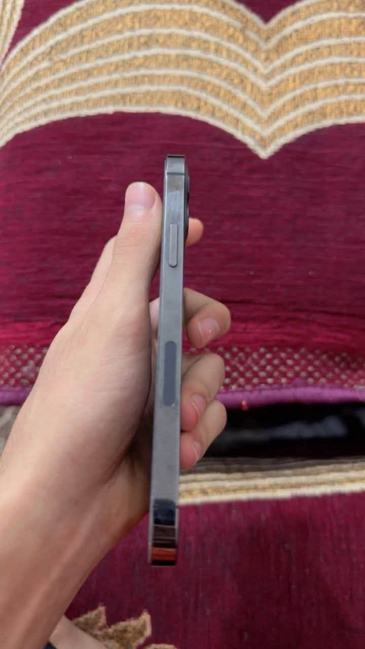 آيفون ١٢ برو • بطارية ١٠٠ • شاشة مبدلة