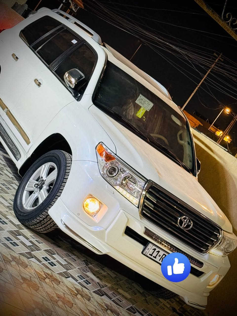 السلام عليكم 
للبيع لاندكروز  موديل ٢٠١٤  
مواصفات السيارة GXR 
محرك 6سلندر        V6 
8ايرباك  
السيارة مكفولا كفاله عامه 
السيارة كير محرك صدر  كلها شركه 
تخم تاير جديد  
السيارة مابيها نقص ماتصرف عليها دينار 
فقط تشغل وتمشي 
مكان السيارة صلاح الدين تكريت 
السعر مناسب 
للاستفسار اكثر اتصل 
***********
