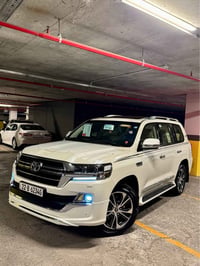 لاندكروزر GXR • V8 • ٥٦٠٠٠ كم