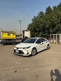 للبيع كورلا 2024 هايبرد رقم نينوى ماشيه 22 الف كيلو  بيها قطعه وحده فق...