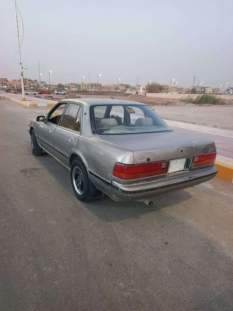 السلام عليكم
سياره مارك للبيع 
رقم بغداد بأسمي سنويه ل ٢٩ 
السعر 40 وريها مجال حگ الجيه 
مكاني ناصريه موقع ٢٢
للاستفسار الاتصال ***********

