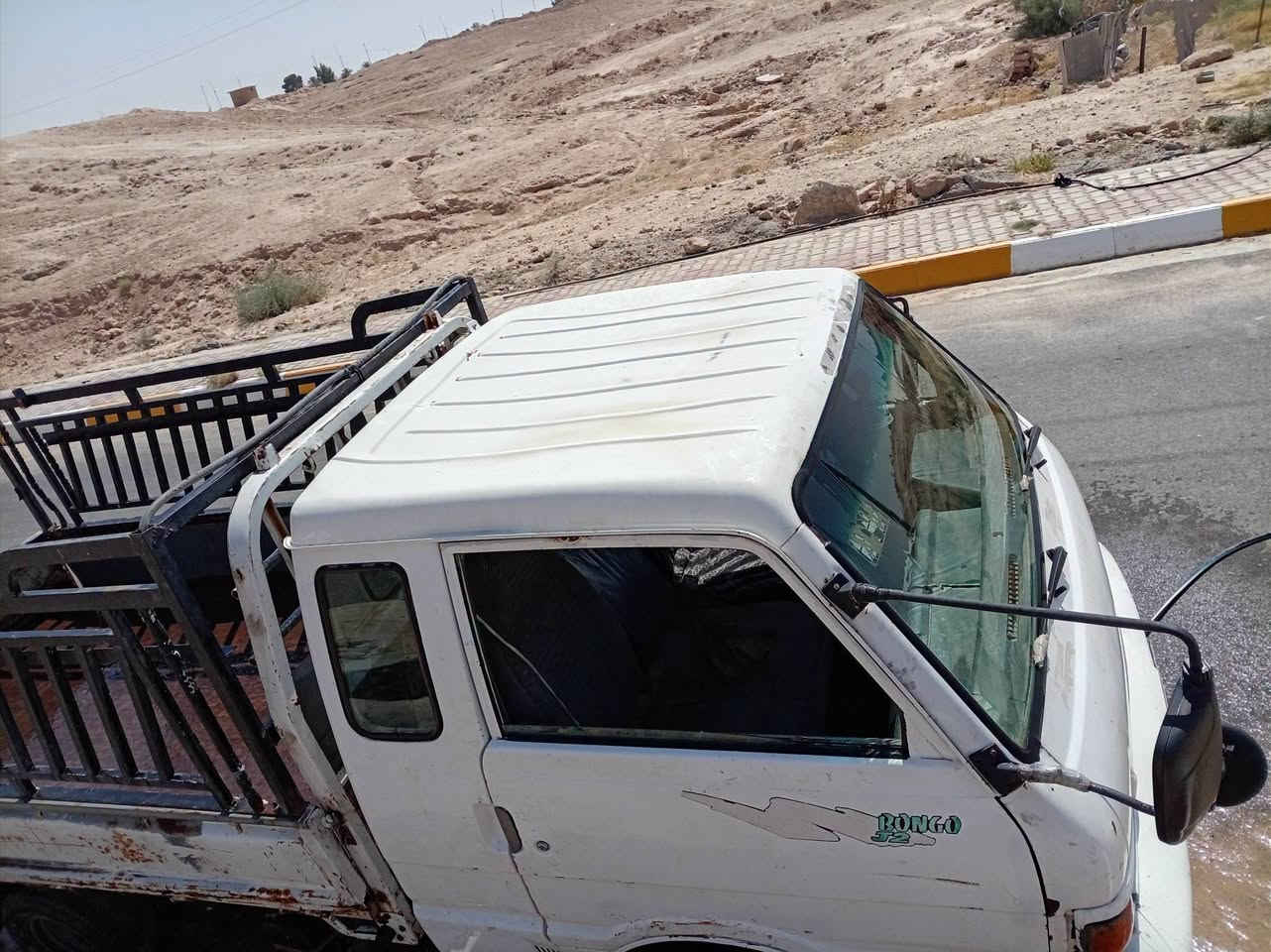 السلام عليكم كيه بنكو موديل 96 كير محرك مجفت جديد اكسل قماره مكفوله رقم انبار تحويل مباشر السعر 50 مجال بسيط *********** مكان السياره لانبار قضاء حديثه
