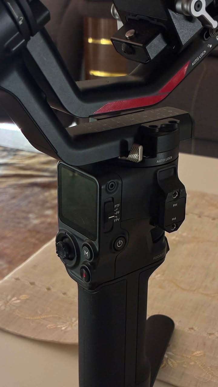 DJI RS4 PRO للبيع
نظافه جداً عاليه مستخدم قليل سعر 500 بي مجال حك الجيه فقط لاغير
مكاني بغداد العامريه 
*********** واتس
