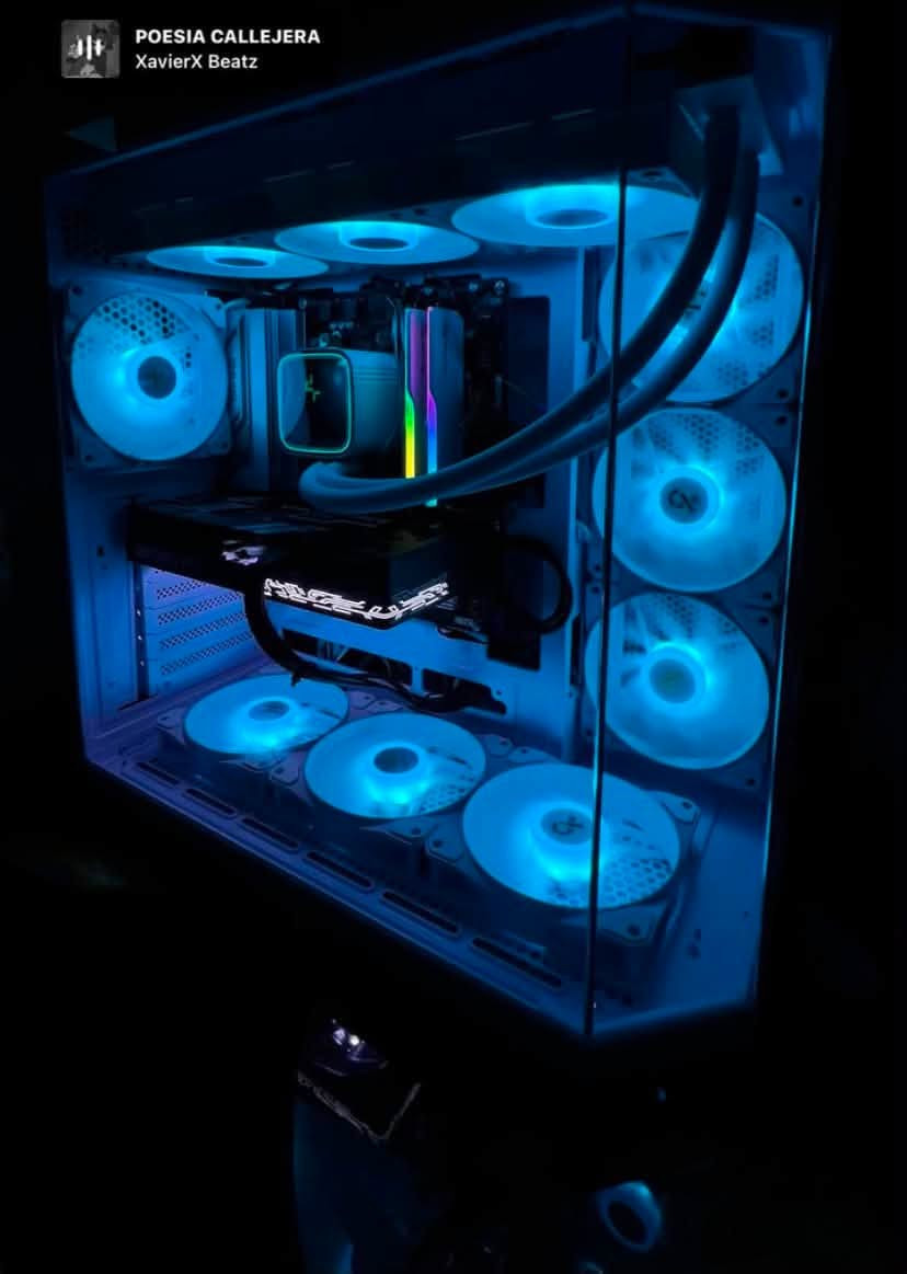 *  كرت الشاشة: GALAX RTX 5070 12GB
Black
المعالج:AMD Ryzen 5 9600X Tray
*  المذربورد: Gigabyte B650M Gaming Plus WiFi
*  : NVMe Lexar 1TB Gen 3
*  الرام: G.SKILL DDR5 32GB (2×16GB) 6000MHz
*المبرد DeepCool LS720 SE Digital Black
*  الكيس: Xigmatek CUBI II White
*  البور : Segotep GN850 850W Gold

سلام  عليكم  تجميعه نضيفه  كلش تجي وتفحص +بيه  بكج مال العاب السعر مليونين وسبعميه وخمسين المكان بغداد الامين الثانيه *********** فقط   واتساب
