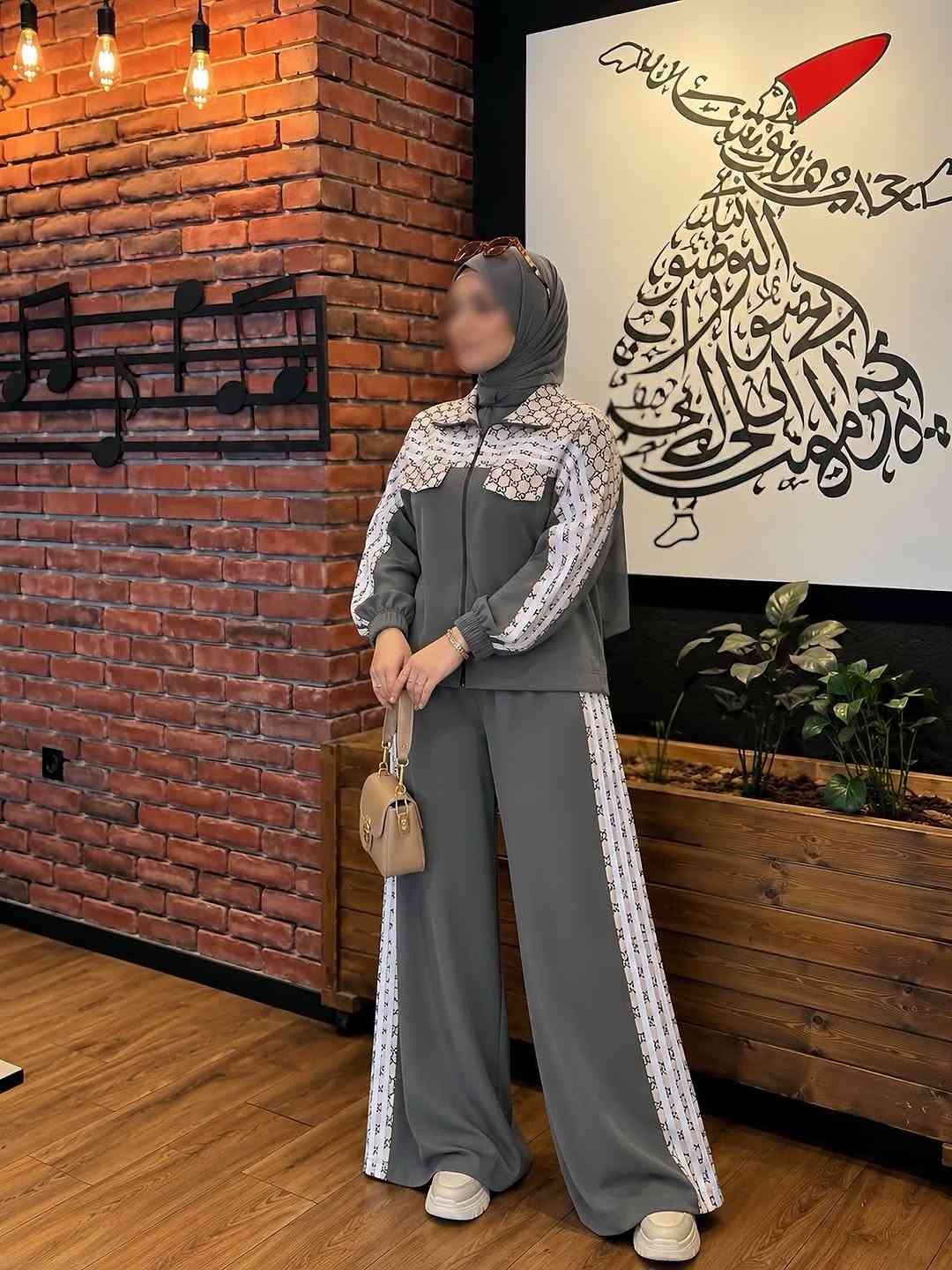 فساتين • مقاسات ٣٨-٤٨ • توصيل لجميع المحافظات