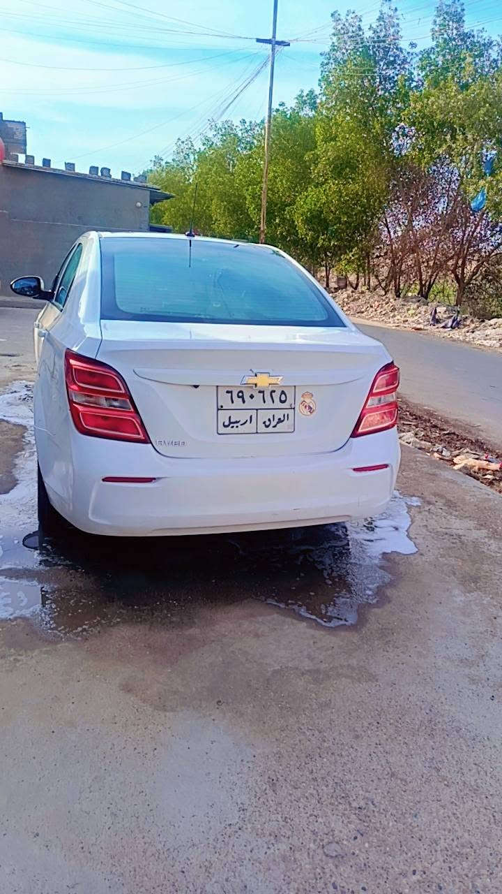 افيو • ٢٠١٩ • بدون دواخل
