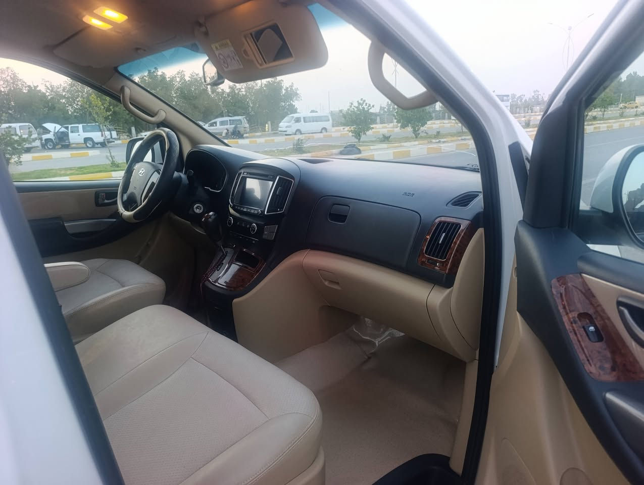 سلام عليكم ستاركس موديل 2021 مخلوطه كفالة عامه ماشيه 116سعر خاص مكان سيارة ناصريه ***********
