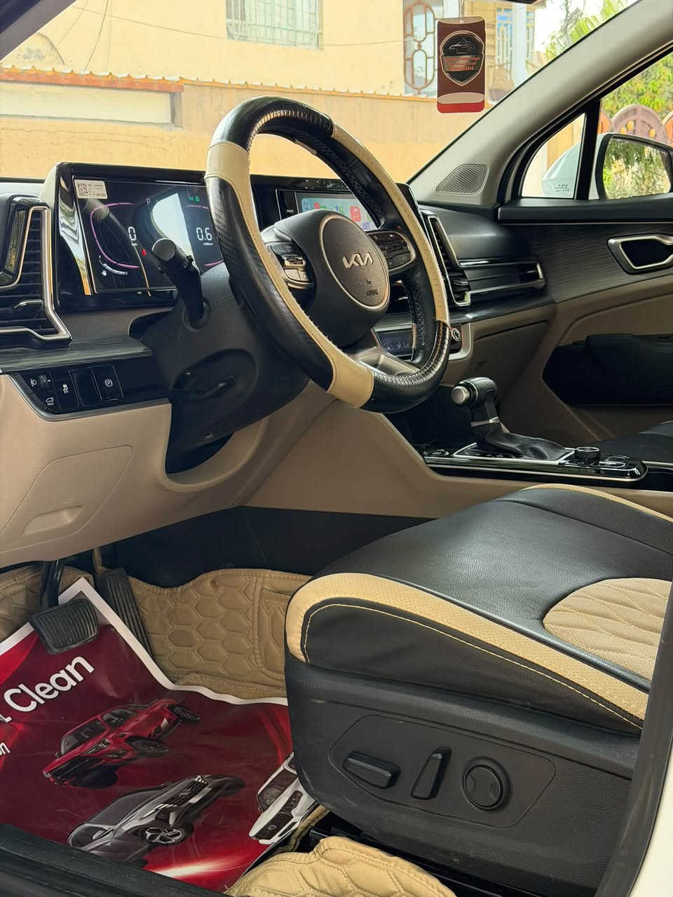 ‼️ كل ما هو جديد وحصري نقدمه لك بأدق التفاصيل ‼️

🚘 كيا سبورتج 2025 | وارد خليجي 🔥
🇮🇶 رقم بغداد الجديد – إنكليزي�
🛡️ ضمان الدولية�📍 ماشية: 44,000 كم�⚙️ محرك 2.0 لتر | كير أوتو 6 نمر
✨ مواصفات:�• حساسات أمامية + خلفية�• لايت زينون + LED�• كشافات�• بك لايت LED�• ويل كب 19�• أريل نافيكيشن�• تشغيل عن بُعد�• فتح صندوق كهرباء ذكي�• دشبول شاشة + شاشة ديجتال�• Apple CarPlay + Android Auto�• كاميرا دوّارة�• رادار جانبي + خلفي�• تدفئة المقود + الكشنات الأمامية�• مثبت سرعة Cruise Control�• أوامر صوتية�• Drive Mode – أوضاع قيادة متعددة�• فحص أنظمة السيارة�• حساسات ضغط الإطارات�• شفتات مقود�• تبريد شاشة�• هاند بريك بصمة�• Auto Hold�• نظام مانع الانزلاق�• نظام نزول المنحدرات�• إشارات بالمرايا الجانبية�• منافذ طاقة
‎📝 ملاحظة:�كفالة عامة ✅�فقط بارد بالباب، وكلش قليل ومُوضح بالتفاصيل.
‎📞 للاستفسار والتواصل:�***********
