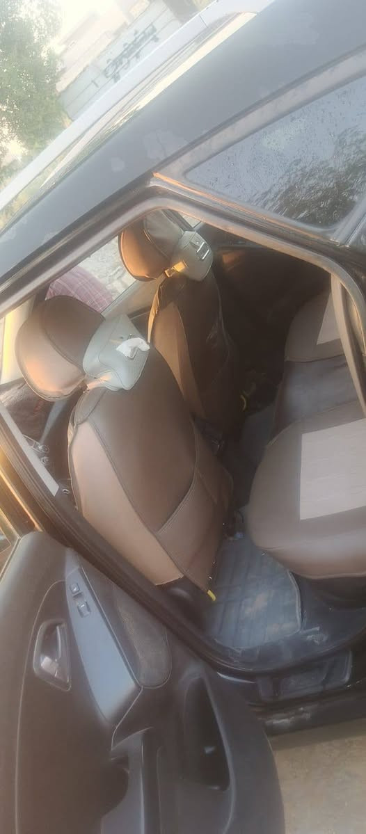 توسان موديل 16 رقم بغداد امريكيه
موصفات...
تحكم ستيرن كامل 
كشنات تدفه ٤ مقاعد جلد طبيعي
ويل كب 
بونورما فتحه سقف 
محرك اقتصادي جدا جي دي اي بلادي استندر
مشي ناعم سياره بلادي
رقم الهاتف ***********
