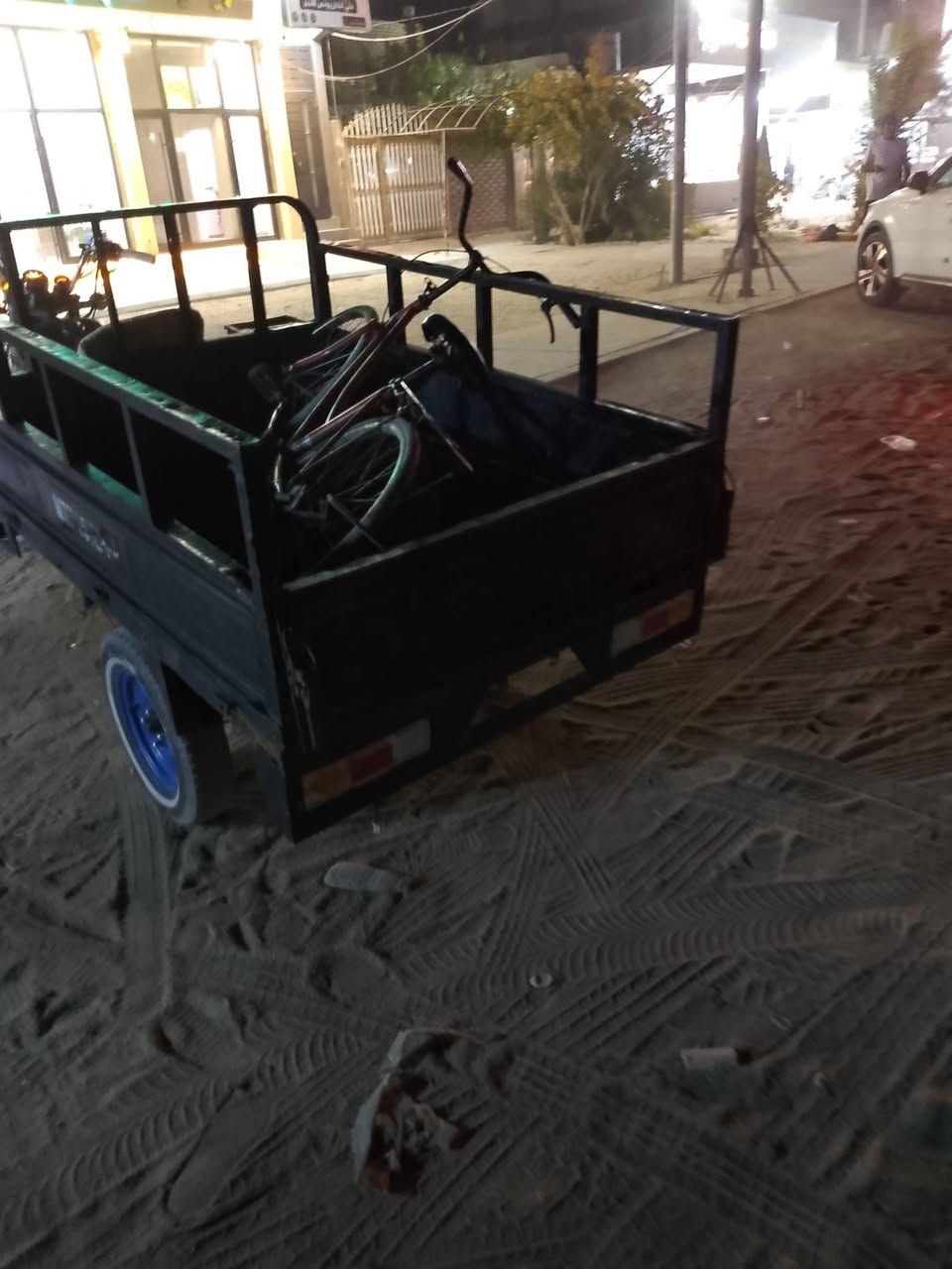 سلام عليكم ستوته البيع اوراق اصولي وكيله جبرين مديل 15 الستوته مكفوله  مكان نجف سعر 1400وبيه مجال رقم التلفون ***********
