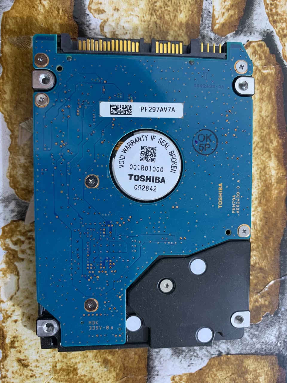 سلام عليكم
HDD 250 

سعره ١٥ 
شرط الفحص 
مكاني ذي قار
للتواصل واتساب 

***********
يتوفر توصيل
