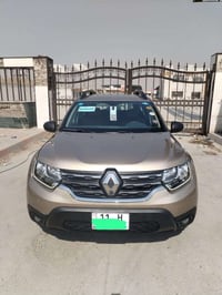 رينو دايستر 2019 جاهزه وجديدة واستخدام على ايد وحده  كير ومكينه وتبريد...