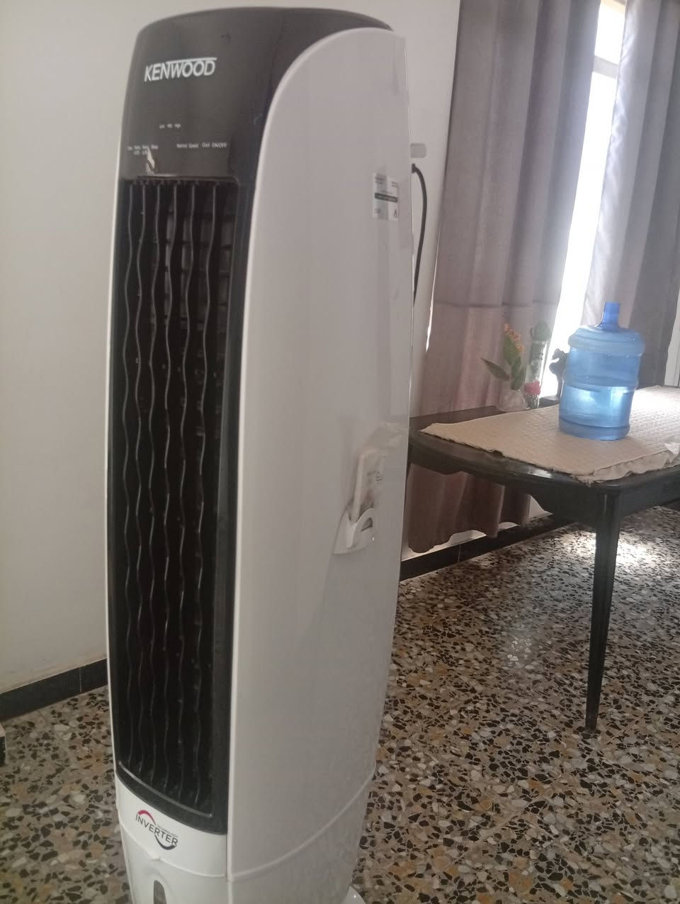 مبرده كينود جديده مستعمله شي بسيط السعر 250 وبيهة مجال *********** واتساب

