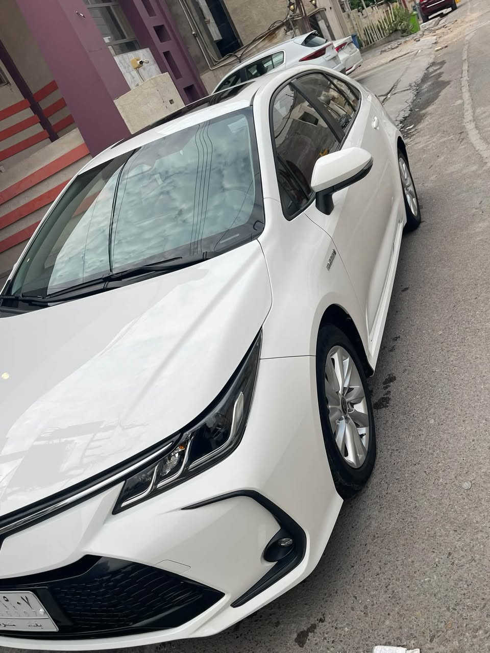 السلام عليكم
كورلا هايبرد الشكل الخليجي 2024
ماشية 38 الف 
مواصفات
محرك 1.8L
سلايد
كشنات جلد
شاشة كبيرة تدعم GPS 
لايتات زينون LED 
بك لايت LED
رادارات محيطية
اشارة في المرايا الجانبية
اوتو هولد Auto Hold
بصمات عدد 2
ثلاثة انظمة قيادة
كروز سرعة
تحديد مسار
حساسات ضغط اطار
بيها pdr بطرف الجاملغ الخلفي موضح بالصور
السعر 24 مليون
مكان السيارة المنصور
للاستفسار ☎️ :***********
