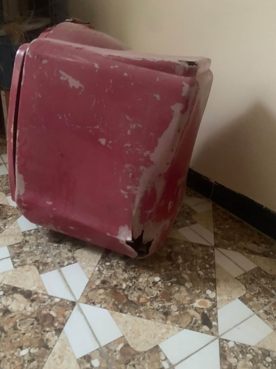 🔟 ألف فقط بزروف مثل ما اموضح ***********
