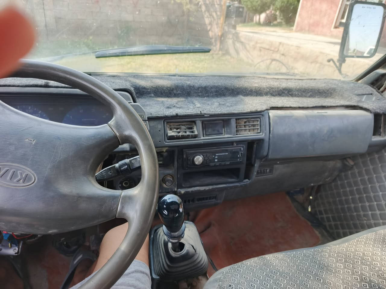 سلام عليكم للبيع كيا بستا رقم واسط مكينه وكير مكفولات موديل 95سعر23 ***********/***********
