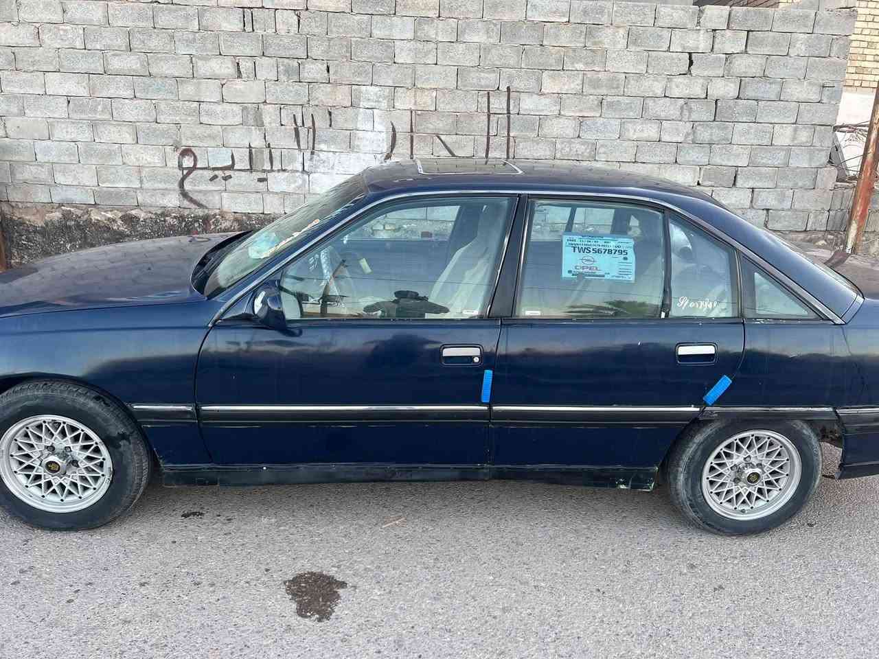 السلام عليكم اوبل اوميكه موديل 1991 رقم انبار انكليزي كير عادي محرك 2000 سنويه لل 2031 تحويل مباشر محرك وكير واكسل خير من الله غرفتها نضيفه وحلوه .
عارضها  ب28$ وبيها مجال.
مكاني :الانبار 
الهاتف:***********
