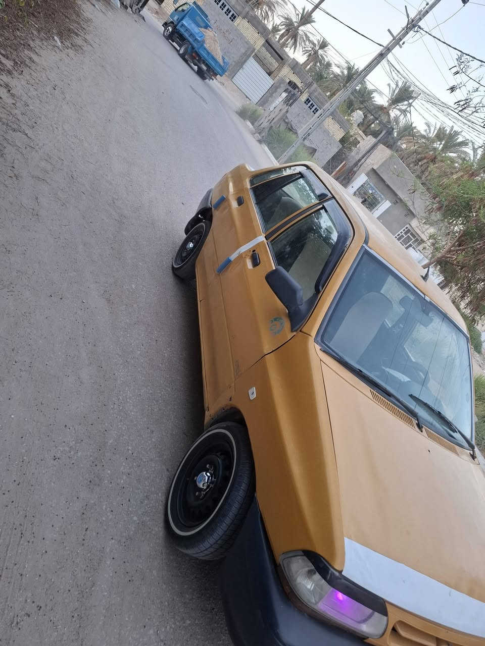 سايبا ١١ سياره تعبان عليها كلش معمره تعميره جديده كلها مكينه توني شادها ع الشرط وكير جديد شرط ترايك ١٤٠ شلعتها ومعدلها مال حديث تخم تاير جديد حداديه جديده جامه وره وكدام جديد كهربائياتها كلها شغاله من الطول للطول رايدها ١٢ ونص بيها مجال قليل كلش وكلشي اكو بل سوك سياره متصرف ربع راعيها مواصله ابيع اتكفل سرقه وعشائر يشهد الله سياره متعوب عليها تجي تشوف اذ معجبتك اطيكياها بلاش بل عافيه على الياخذها مكاني كربلاء باب بغداد ***********
