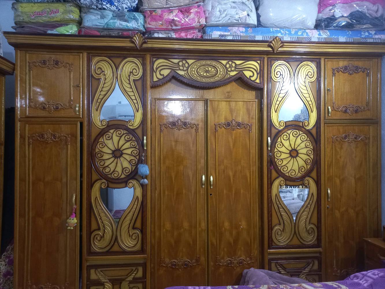 غرفه نوم عراقية • ٤ قطع • باب كنتور مكسور