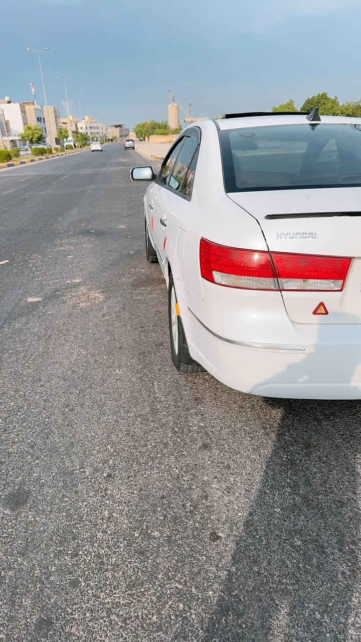 السلام عليكم
هونداي سوناتا موديل 2010 خليجي رقم بابل انكليزي السنويه 2031 

السيارة بيه 3 قطع صبغ من دون حادث ابع حزام السيارة مال جناي مكينه او كير حدادية تبريد كله جديد 

او مبدل تخم تايره قبل كم يوم حجم المكينة 2400 

السيارة نضيفة بمعنه الكلمه

رقم الهاتف ‭***********‬ 

مكانه كربلاء
