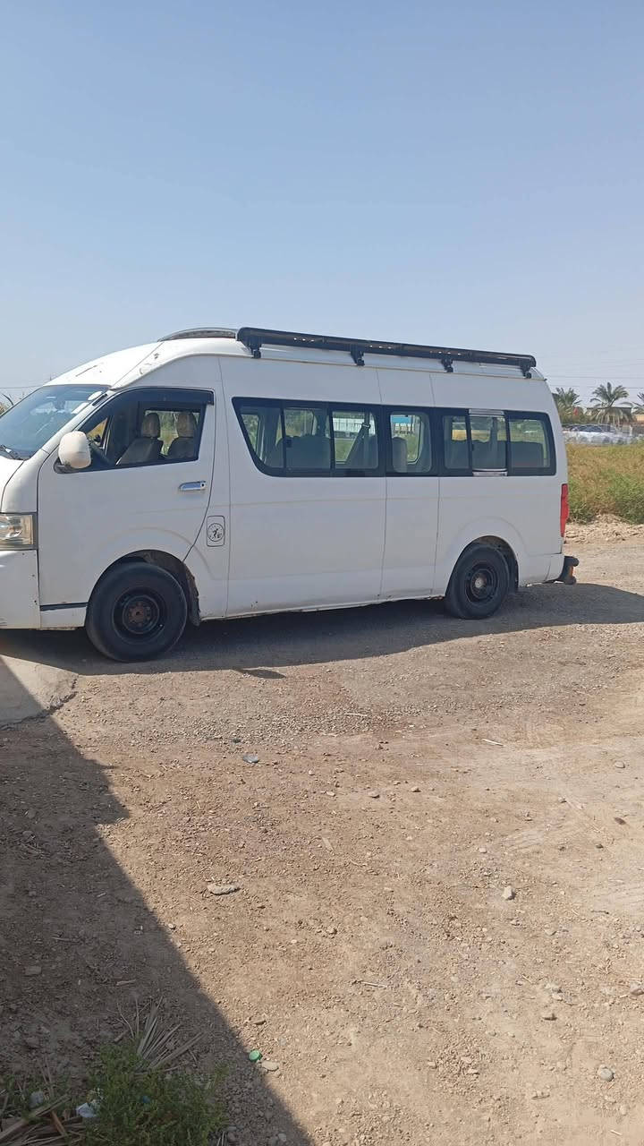 السلام عليكم سيارة جنبي اج 2سيارة نضيفة كير محرك جدد تخم تأير سيارة رقم انكليزي شرط التحويل السيارة مكفولة من الكص ول كلب وصبغ عدة طخات مسيطة كلش السيارة مال جناي ما متعوبة السعر 100وبيهة مجال الستفسار أكثر عل رقم ***********/رجان اني مكلف بل نشر لحد يراسل خل خاص
