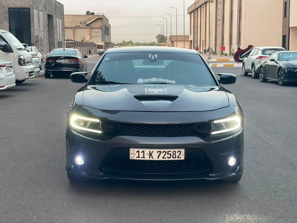 للبيع جارجر موديل ٢٠١٥ وارد امريكي
محرك ٣٦٠٠ تو ويل مواصفات الجارجر الاعتيادية
رقم بغداد مجددة السنوية والارقام والهزة تحويل مباشر
كير محرك حدادية تبريد كفالة ادامة بالكامل جديدة  
كلين بدون حادث ولا صبغ ولا ايرباك فقط بارد ٣ مكانات تقريباً 
البنيد الاصلي موجود جديد لوك وصبغ الدعاميات سبب التحديث
سيارة جاهزة وناصبة السعر النهائي ١٥٨ من الاخير قفل
مكانهه بغداد ضباط الجهاد ***********

