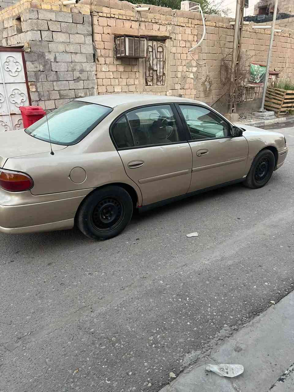 السلام عليكم سياره شفر ماليبو موديل 2005 رقم الانكليزي سنويه جديده بصره السياره بأسمنه  تبريد وتدفئه شغال بديها كفاله عامه لا صبغ ولا تبديل بس المكينه بيها خيط بخار حته تكلوكها موجود علوان بصره سعر عل خاص رقم الهاتف 
***********
