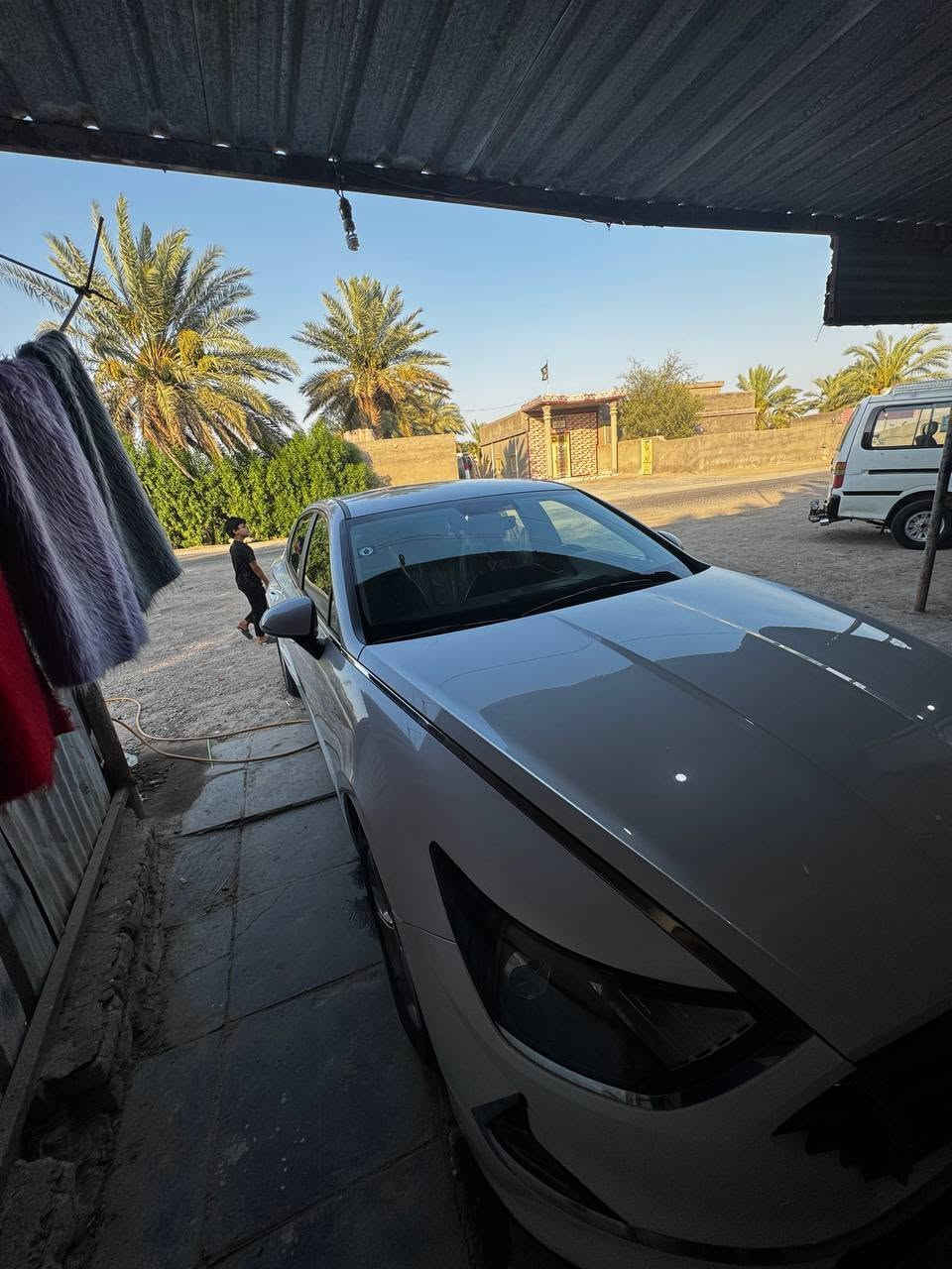 السلام عليكم
للبيع فقط 
سيارة سوناتا خليجي 
موديل 2021  
مكينه 2500
شبر ب الباب الأيسر الأمامي 
وشبر باب الايمين الخلفي 
واضربه بسيطه باب الخلفي راجعه ع بارد 
بقيه مكفول وسونار موجود 
مكان السماوة معوقين وكاله عامه باركود الاستفسار  ***********
***********
