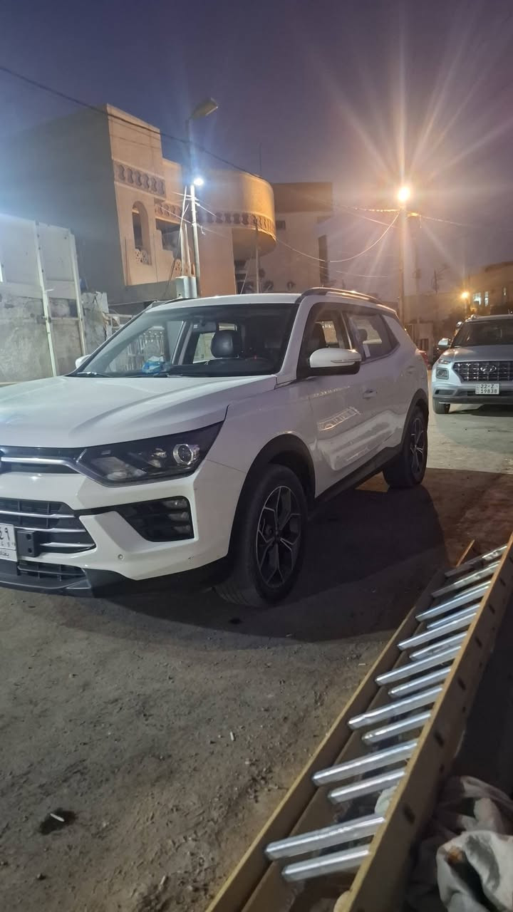 السلام عليكم كوراندو موديل ٢٢ فول مواصفات السعر ١٢٥ بيه مجال بيع اومراوس   علما السياره كوري مو صيني مكان السياره بابل  *********** ***********
