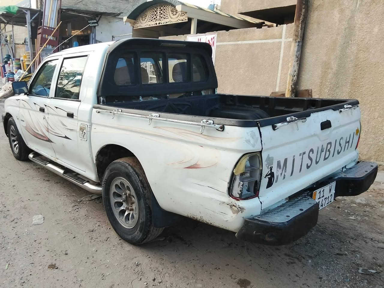 مسيبوشي موديل 2002 ،رقم بغداد دوالي ، سنويه ال 31
محرك وانجي ، كير وتماتيك كير اكسن محرك شاصي مكفوال
السعر 50 $ بيها مجال    *********** غير متواجد على النت مكاني بغداد
