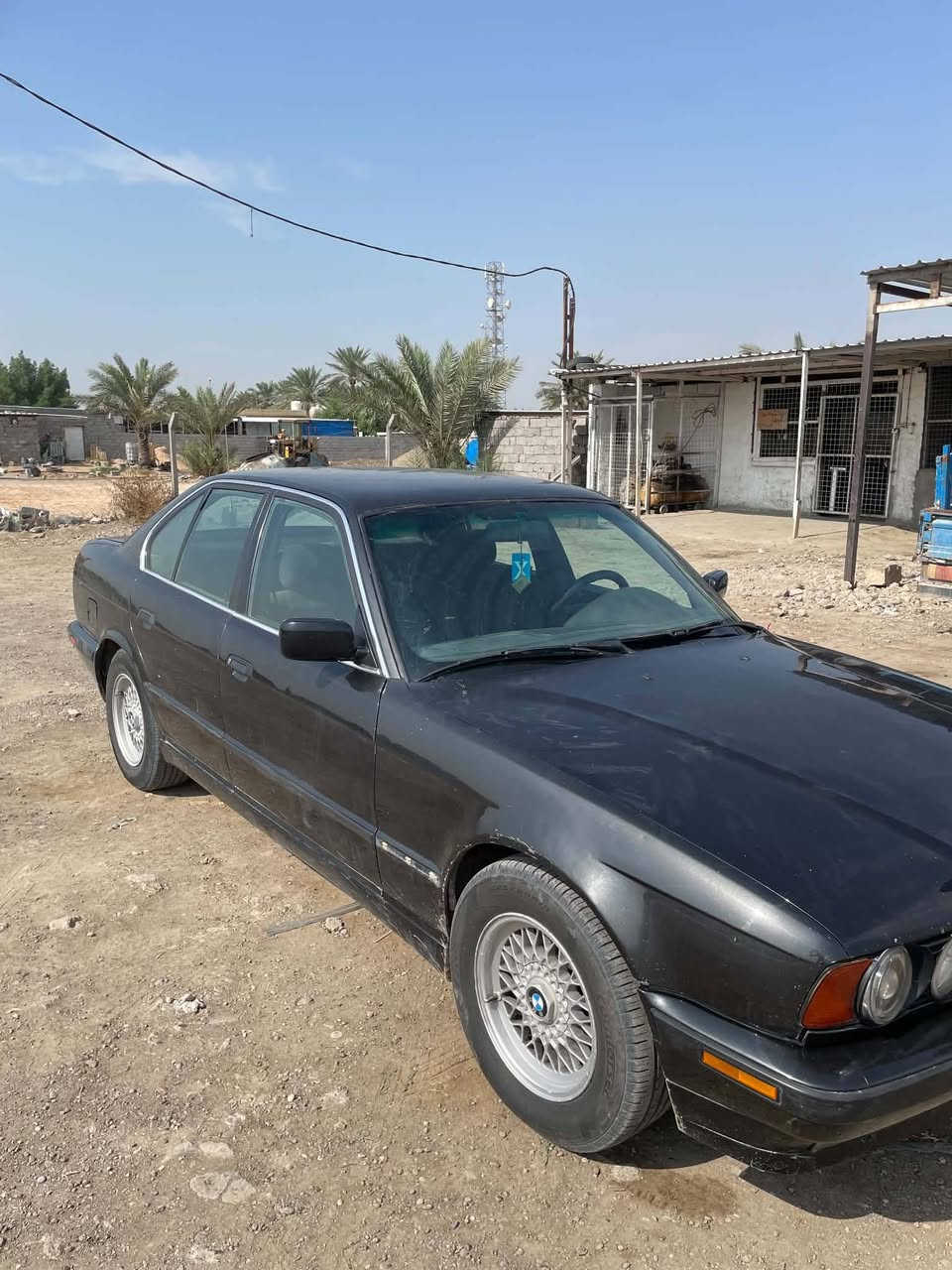 بي ام 525 • ١٩٩٠ • رقم بغداد