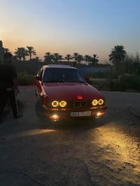 بي إم موديل 89 525 أي أصل قير  اكسل كفالة عامة سيارة مصبوغه جماليه سيا...