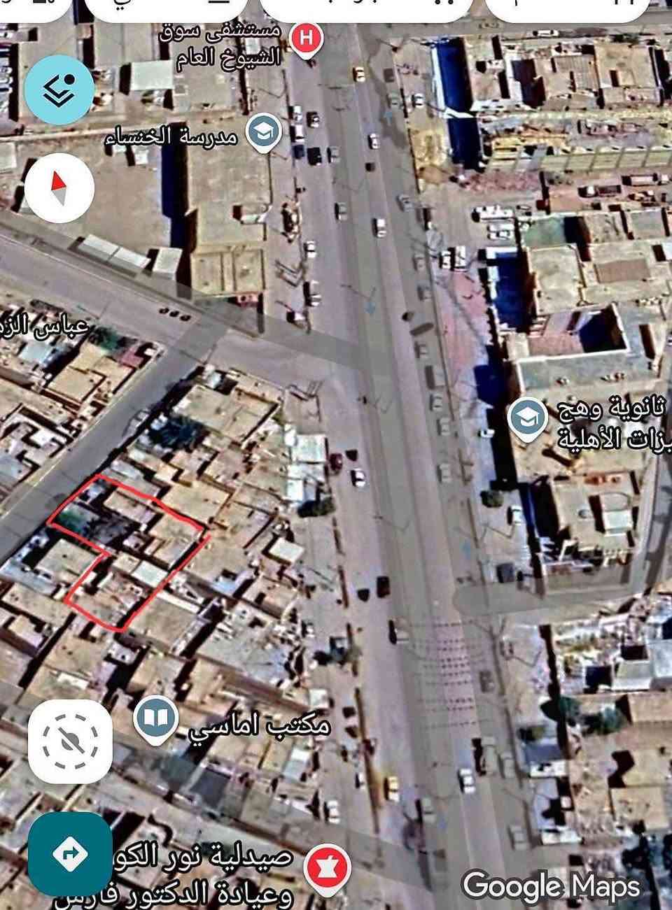 ٥٠٠م • طابو صرف • ثلاث بيوت