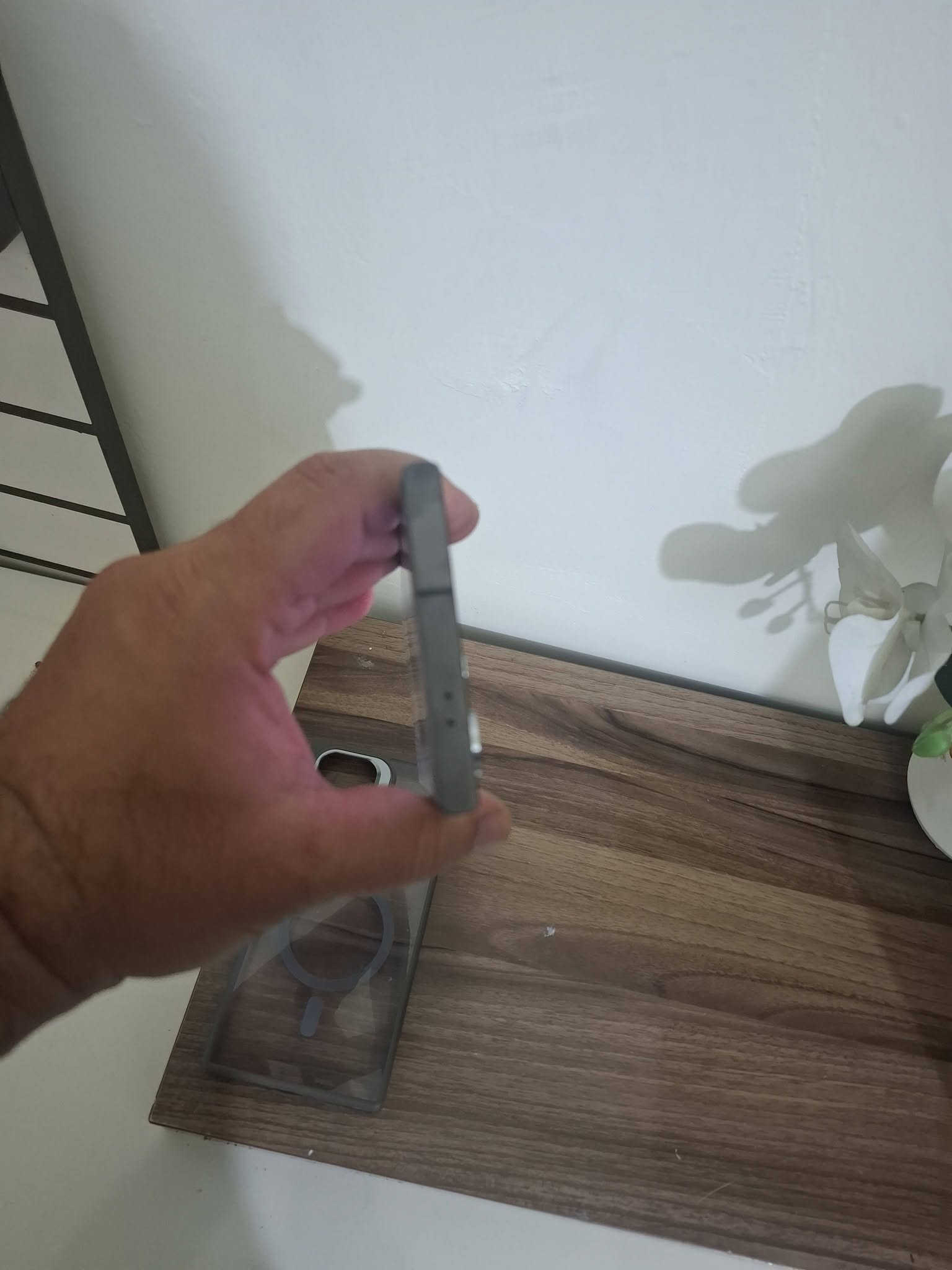 S24 ultra 
256/12
عربي
 شرق اوسط 
دبل خط 
بدون ملحقات فقط تلفون وحافظه 
تلفون نظيف كلش شاصيه 
ضهر مبدل 
وبيه غواش بل كامره من تزومx3 يروح 
الباقي كله كفاله وشرط الفحص والضمان
السعر ٧٧٥ الف وبي مجال قليل 
بغداد الكرخ 
***********
متوفر توصيل

