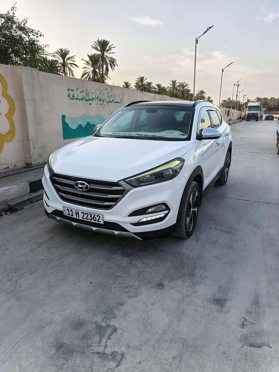 السعر ١٢٣ اخوان
السلام عليكم توسان ٢٠١٧ خليجي للبيع رقم بغداد انكليزي شرط التحويل 
مكينه دووش مكينه وكير خير من الله 
( صدر امامي خلفي جديد اول البارحه مكمله باستثناء المشط مابدلته) 
مواصفاتها ( بانوراما + لدات امامي خلفي + شاشه + كامره + تحكم ستيرن + مري شفط + انظمه قياده + ويل كب + داخل لونين + سستم صوت + نظام منحدرات) وبعد بيها مواصفات 

اخوان السياره بيها ٣ قطع ونص صبغ ( بنيد وجاملغات اماميه ونص جاملغ خلفي) 
+ ( بيها ضربه بالجاملغ الامامي الايمن واصله للدواخل ومعمره) السونار مرفق بالمنشور + صوره التعمير هم منزلها حتى ماتخاجل ويا احد 
اخوان السياره نصبتها حيل حلوه وكاعده مال جناي 

السعر ١٢٣ مكاني بغداد ابو غريب للاستفسار *********** او ***********
