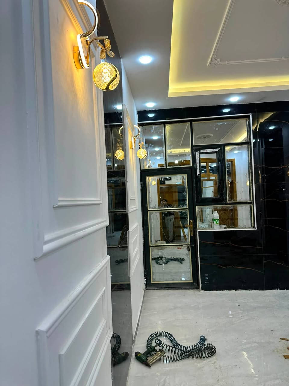 بيت 100 متر طابقين صب شارع 15 وساحه قريب شارع مجمع بيتي مقابيل قصابية الميالي منطقه 56482 بناء جديد وفارغ السعر 120 معه المجال اي استفسار اتصل 
***********
***********

