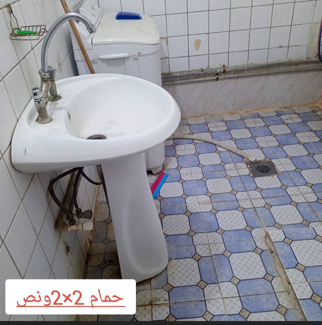 (شقه للبيع في حي المعمل طابق اول المساحه 125 السعر 33) واذا ايجار (200 ) 👈*********** اتصل
