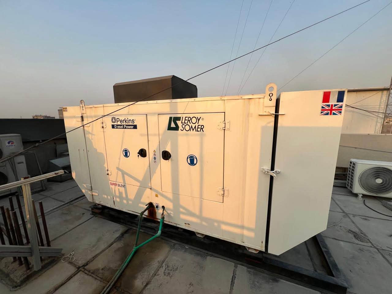 بيركنز 150 kv اخذتها زيرو من الشركة لمطعمي صارلها يمي 6 اشهر  سعرها 23 مليون وبي مجال مكاني بغداد

***********

