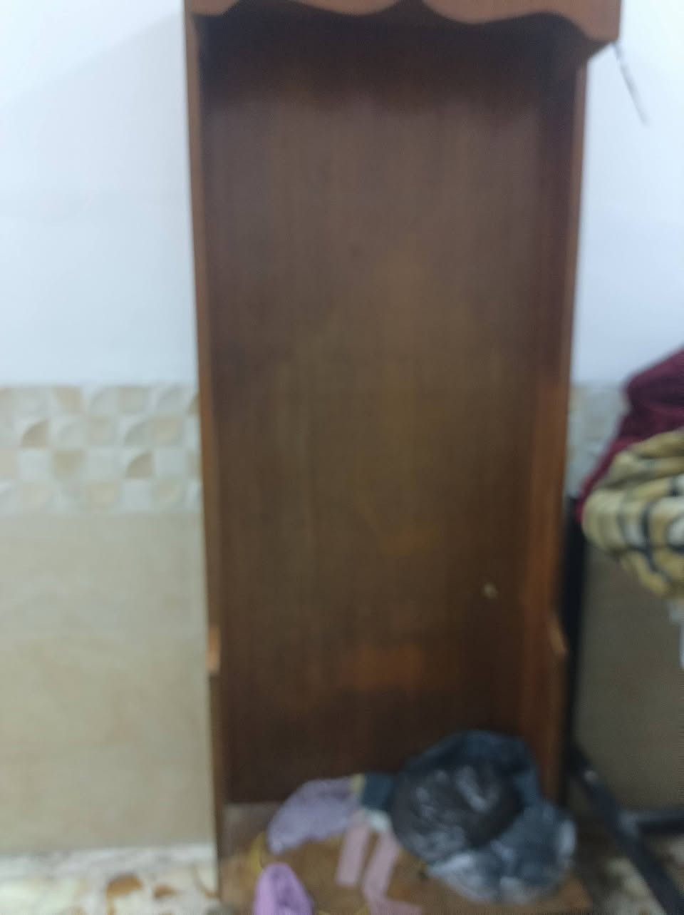 تخم مصري ٦مقاعد عنواني حي الجهاد بغداد قفله ٢٥٠بدون عموله رجاءا  لان تخم قوي واسفنجاتته قوية
