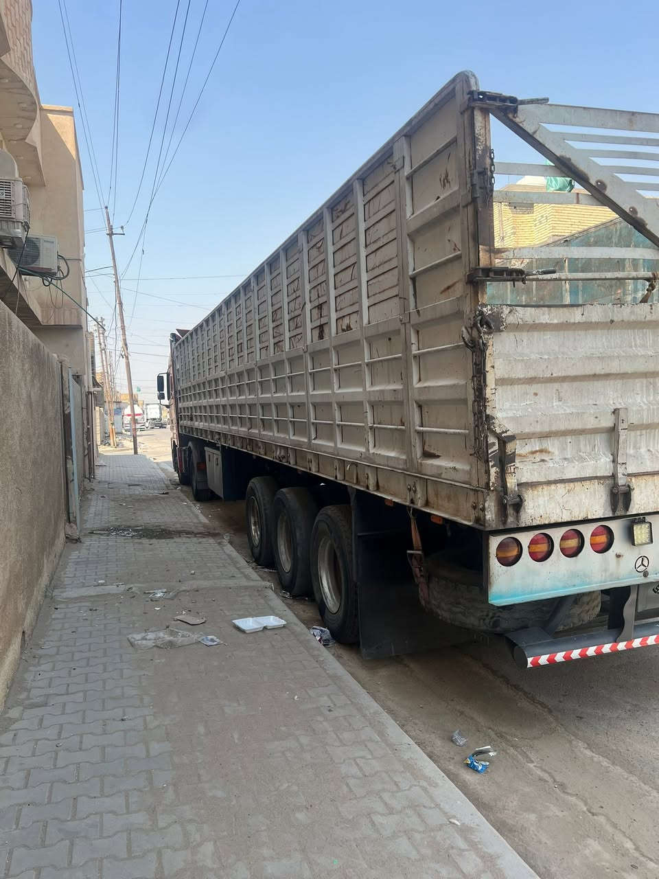 لبيع عمل جرف طول ١٣ ‭***********‬
