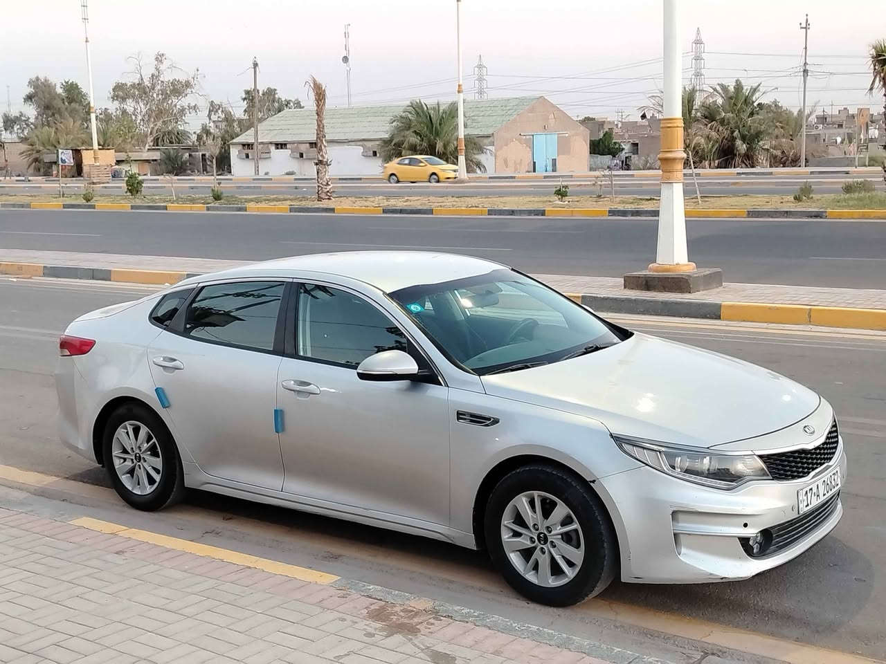 اوبتيما 2017 خليجي مكينه 2400 بأسمي مثنى انكليزي  سياره جديده جاهزه من كلشي مكينه كير حداديه كله 
ع الشرط مواصفات قطعتين تبريد مري شفط  كامره دواره فول تحكم  السونار ب المنشور للستفسار*********** Singapore
