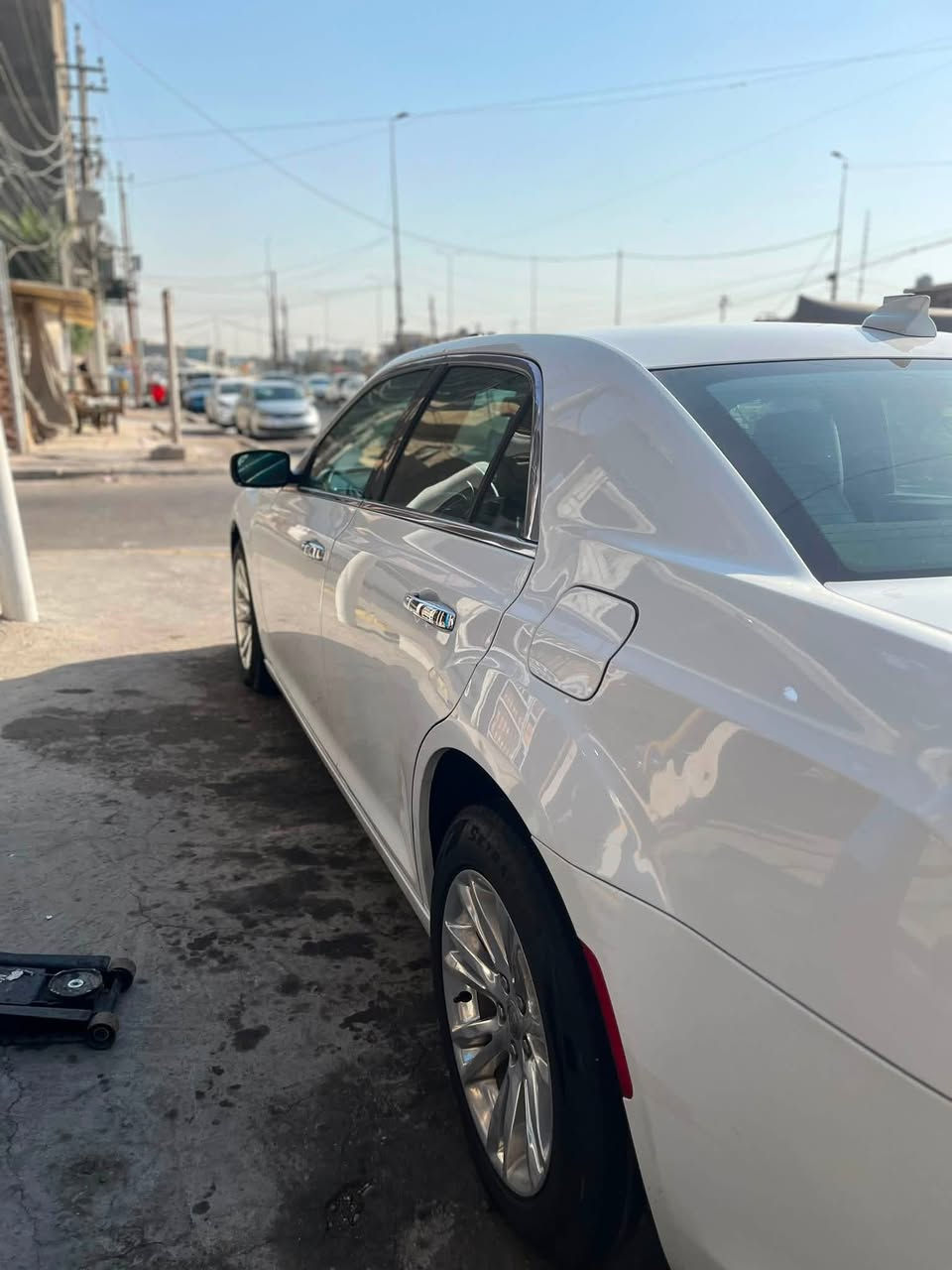 السلام عليكم كرايسلر اوباما موديل 2018 كلين تايتل رقم  بغداد  فول مواصفات ماعدا البنوراما 
العنوان: بغداد البلديات السعر 238
***********
