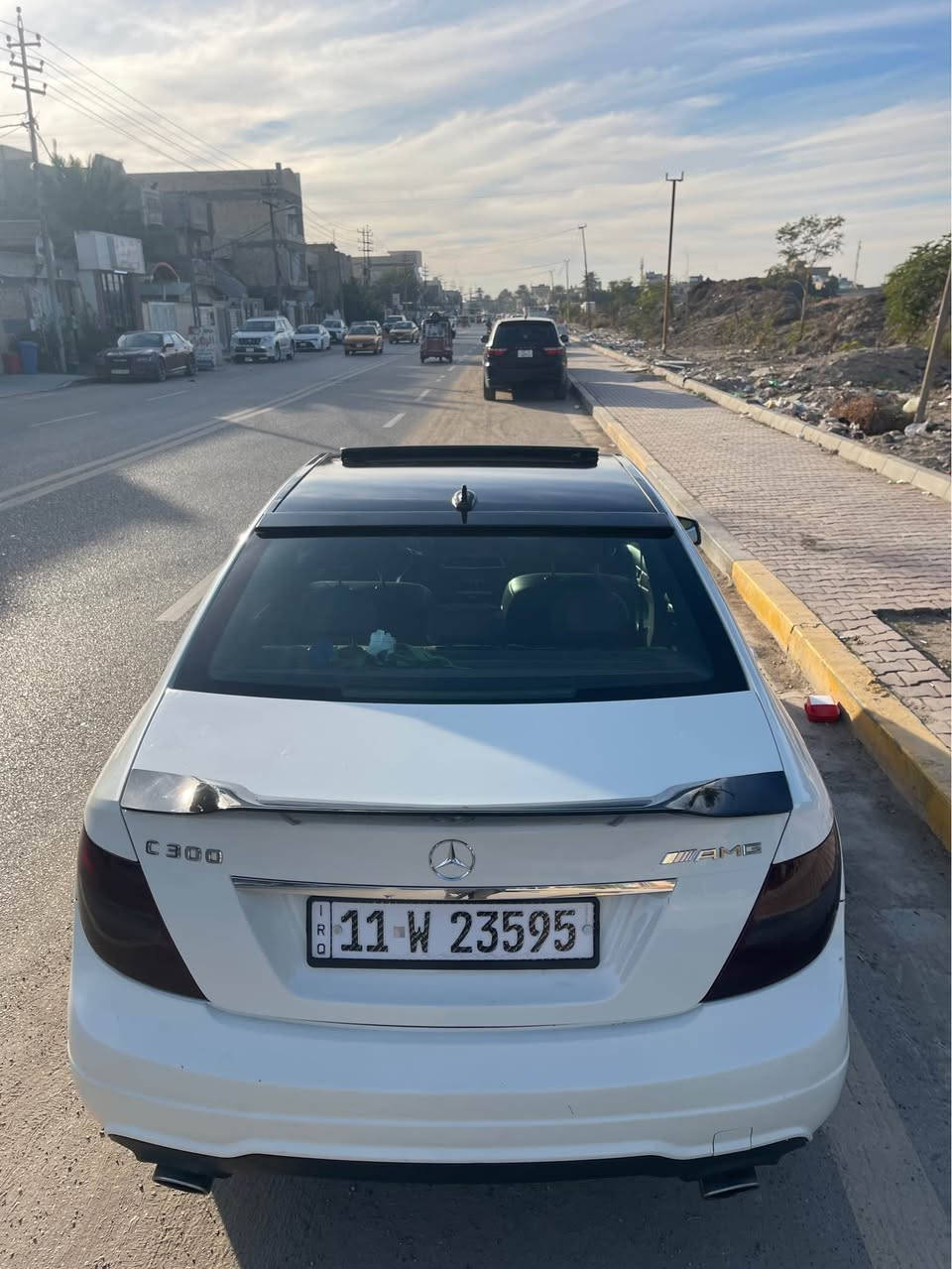 Mercedes-Benz C300 2012 
-------------------------------------
#السعر  : 107$ وبيهة مجال بسيط

#رقم الهاتف :***********

#رقم السيارة : بغداد 11 

مكان السيارة : بغداد / الحرية
-------------------------------------
السلام عليكم 
 للبيع  مارسيدس C300  موديل 2012 رقم بغداد السيارة وارد امريكي حادثهة بلدوسه وموجودة صور الحادث وبلعراق مبدله بيهة قطع اصليه نفس اللون ابيعهة حزام بدون لاشواصي ولا لغود السيارة كلش حلوه وناصبه وقوية ومستعجل علبيع
تفاصيل سيارة :
 1- السيارة عليهة اضافة سبايدر R ستايل + شفقة
ومغلف القمارة اسود اصلي حراري  وعندي صورهة قبل التغليف 
2_محرك 6 سلندر  حجم 3000 تنفس طبيعي المرغوب+كير  مكفولات ⁦⚔️⁩
3_تبريد قطعتين+❄️⁩
4_كروز سرعة🔒 
5_ داخل اسود جلد⚔️⁩
6_مراية داخلية+جانبة عاكسة ⁦🔍
7_تحكم ستيرن ⁦⚔️⁩
8_لايت زنون 
9_انظمة قيادة  +سبورت + طبيعي 
10_انارة ترحيب💡 خارجية وداخلية ⁦⚔️⁩
11_شاشة اعطال
12ستيرن كهرباء  + تحكمات 
13_ويل 18 AMG اصلي
14_فتحة سقف 
15-كشنات كهرباء ذاكرة 
16- شاشه وكامرة وسماعات هارمن كاردن 🎧
17- السيارة وياهة تخم كامل بردات تفصال معتم ‎100‎%‎100

 ------------------------------- بغداد, العراق
