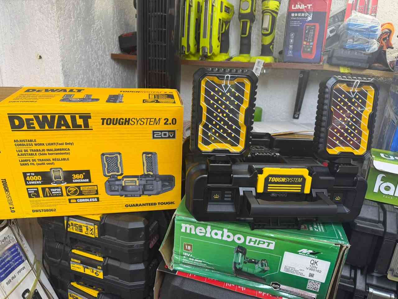سلام عليكم اخوان
اتوفر عدد ديولت (اصلي فقط ) DEWALT
الشراي ايراسلني 
توصيل مترفر 
*********** واتساب
