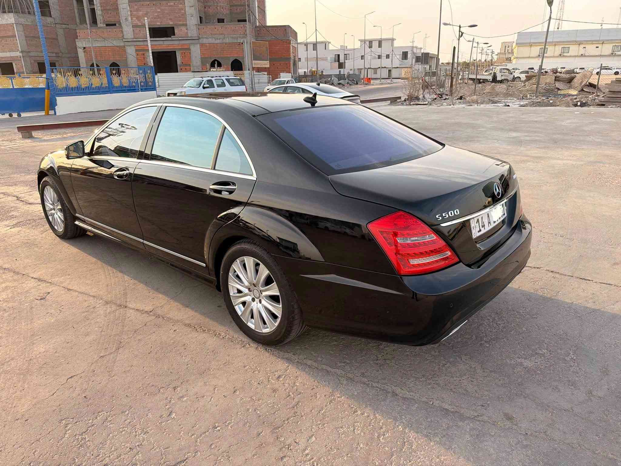 مارسدس S500 مديل 2013

سيارة مكفولة من الصبغ والضربة حتى الدعاميات وارد خليجي فول مواصفات باب طويل بانوراما  ناضور ليلي سيارة جديدة كلش مخزنه استعمال قليل بعدها بوضع الوكاله ماشيه 100 رقم بصرة بسمي السعر 260   للستفسار : ***********
