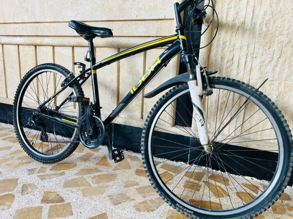 بايسكل جبلي للبيع حجم 26

شرط النضافة كير إسطابات شرط انطيكية

ادفع سعر عجبني ابيعك

العنوان حي سومر

للتواصل ***********
