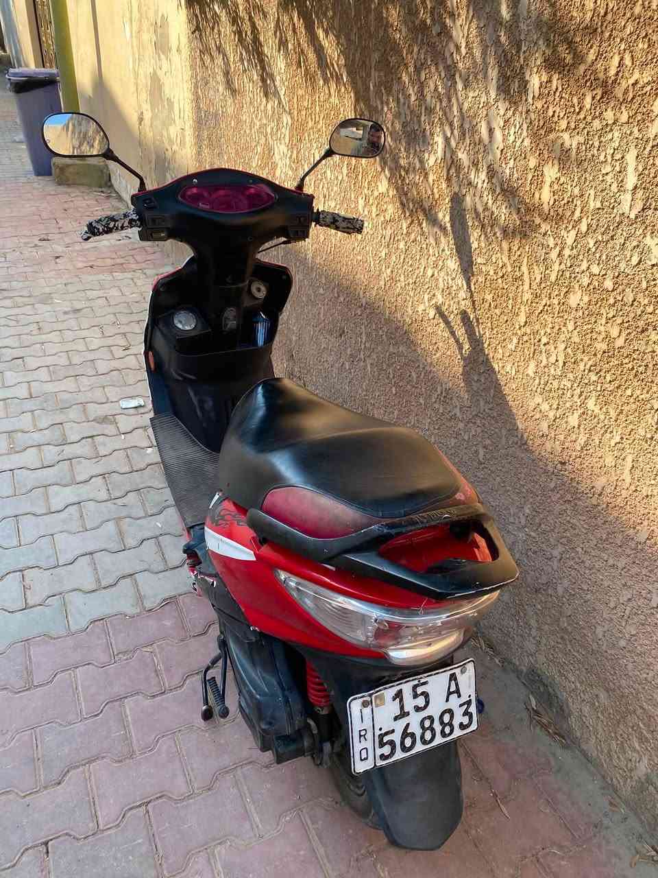 كايمكو ١٢٥
مسجل وكامل تحويل ثاني يوم
نكره صلف
شراي بياعه لاتتصلون فقط جنايه 
سعر ٦٥٠ بي مجال حك جيه
***********
مكاني رمادي تاميم
