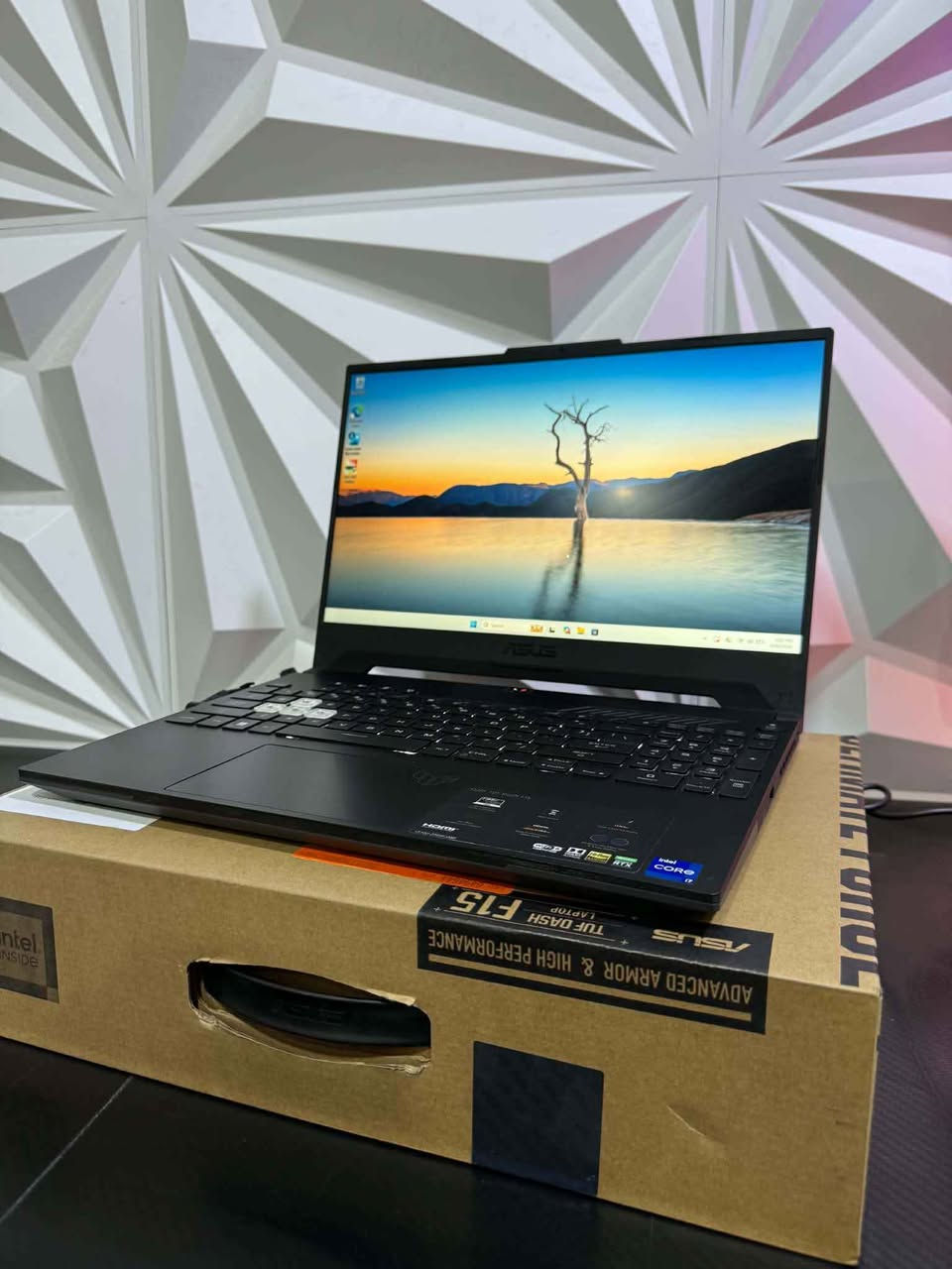 1》GPU●  RTX 3070 8gb 
2》CPU● i7 12650H
3》RAM●  16gb ddr5 2x8
4》Hard●  nvme 512gb 
5》screen●  15.6 inch fhd 144hz كويسينجاك, أربيل

