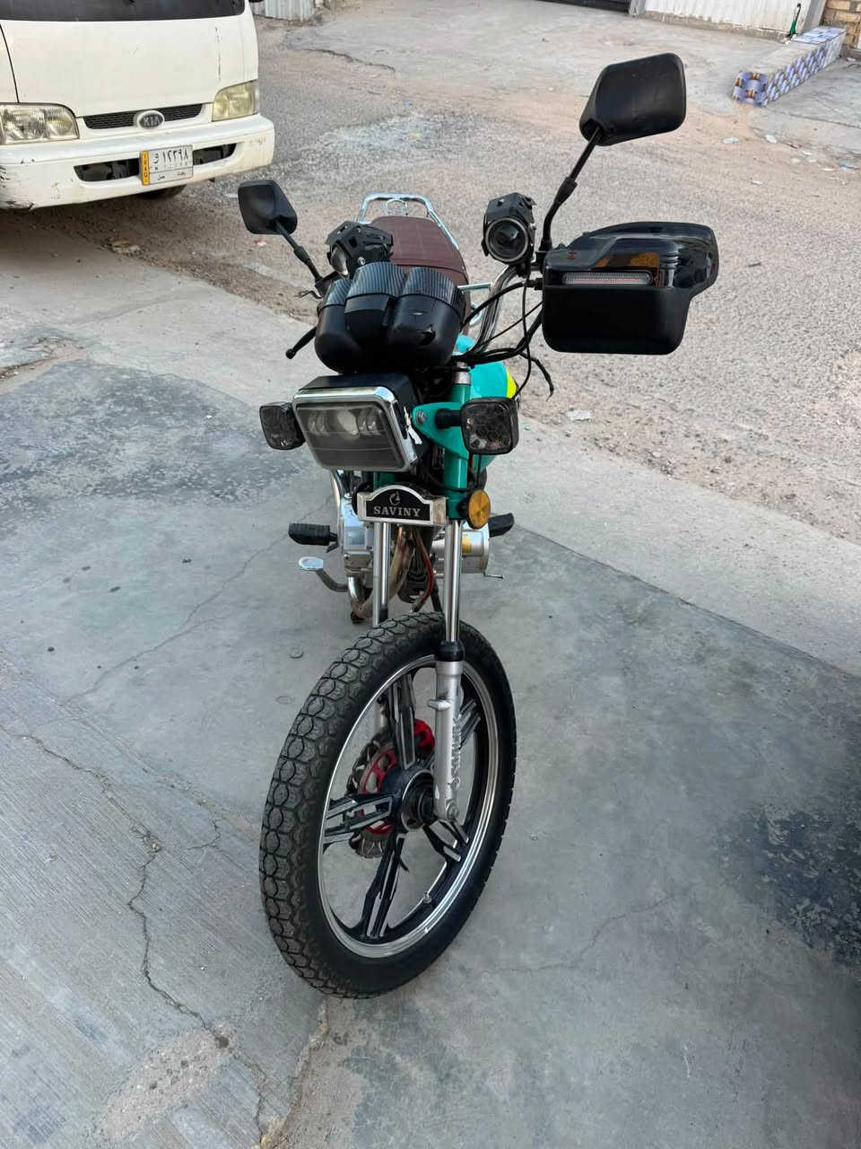 السلام عليكم دراجه أيراني سولنك محرك 150cc للبيع نقصها فقط شاشه وجاملغ امامي العنوان بغداد الشعب السعر 450 وبي مجال رقم الهاتف ***********
